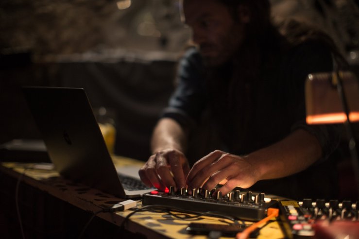 33822787_451620678596822_3835156244843200512_o